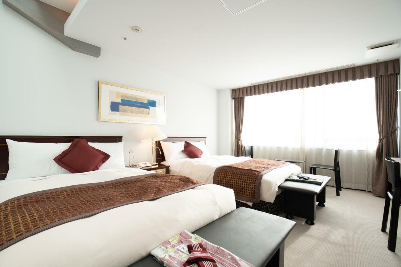Rembrandt Premium Fuji Hotel 4*