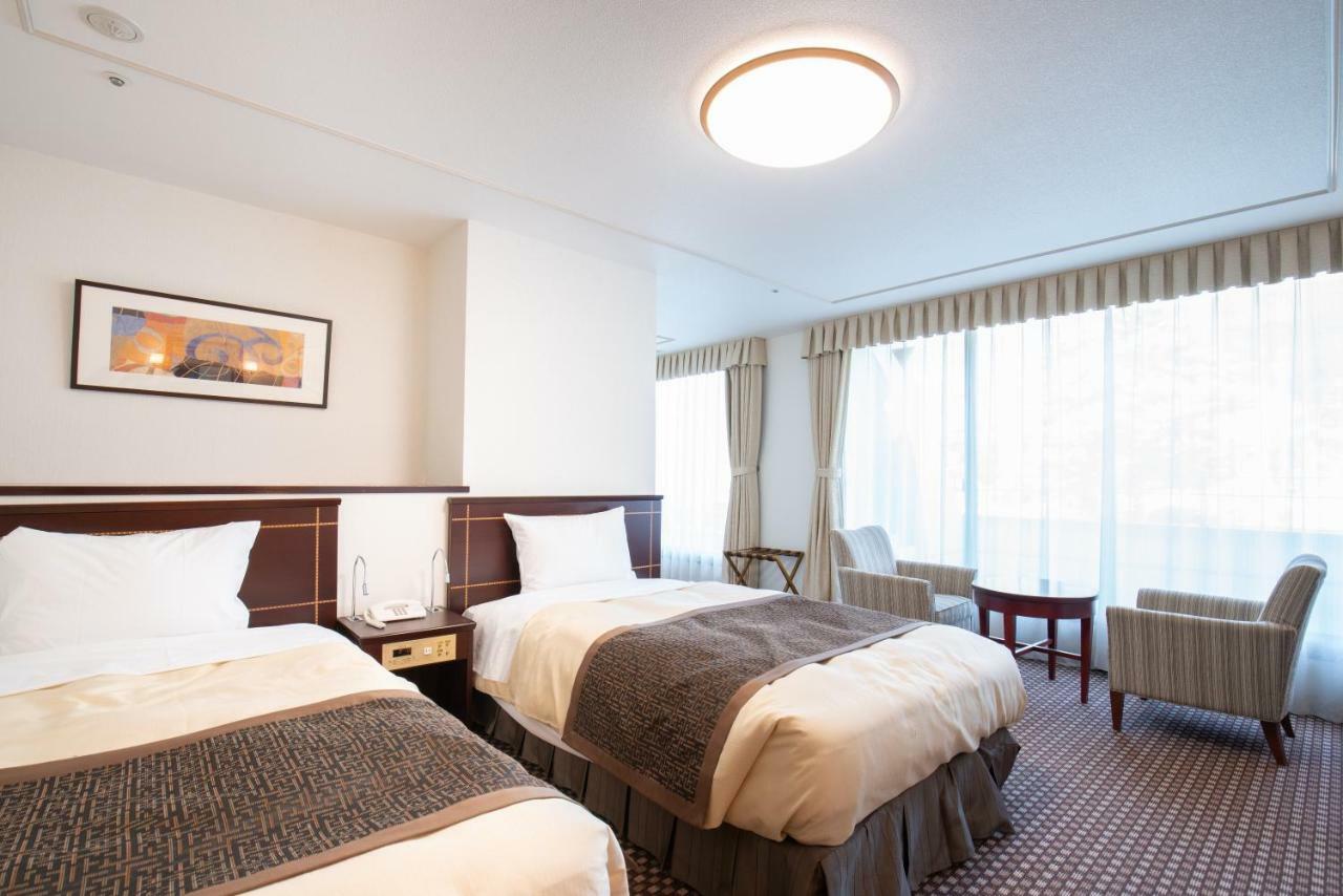 แรมแบรนดท์ พรีเมียม ฟูจิโกะเตมบะ โรงแรม 4*
