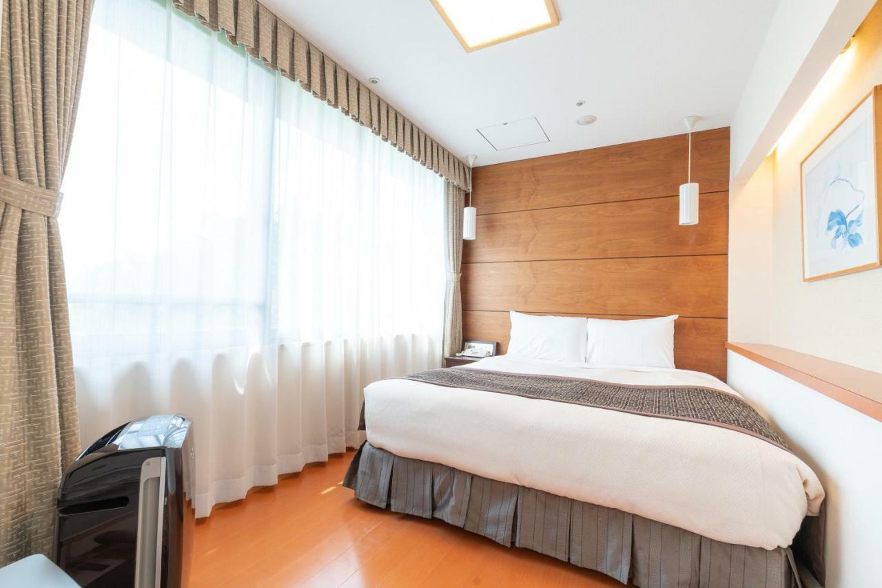 Hotel Rembrandt Premium Fuji 4*